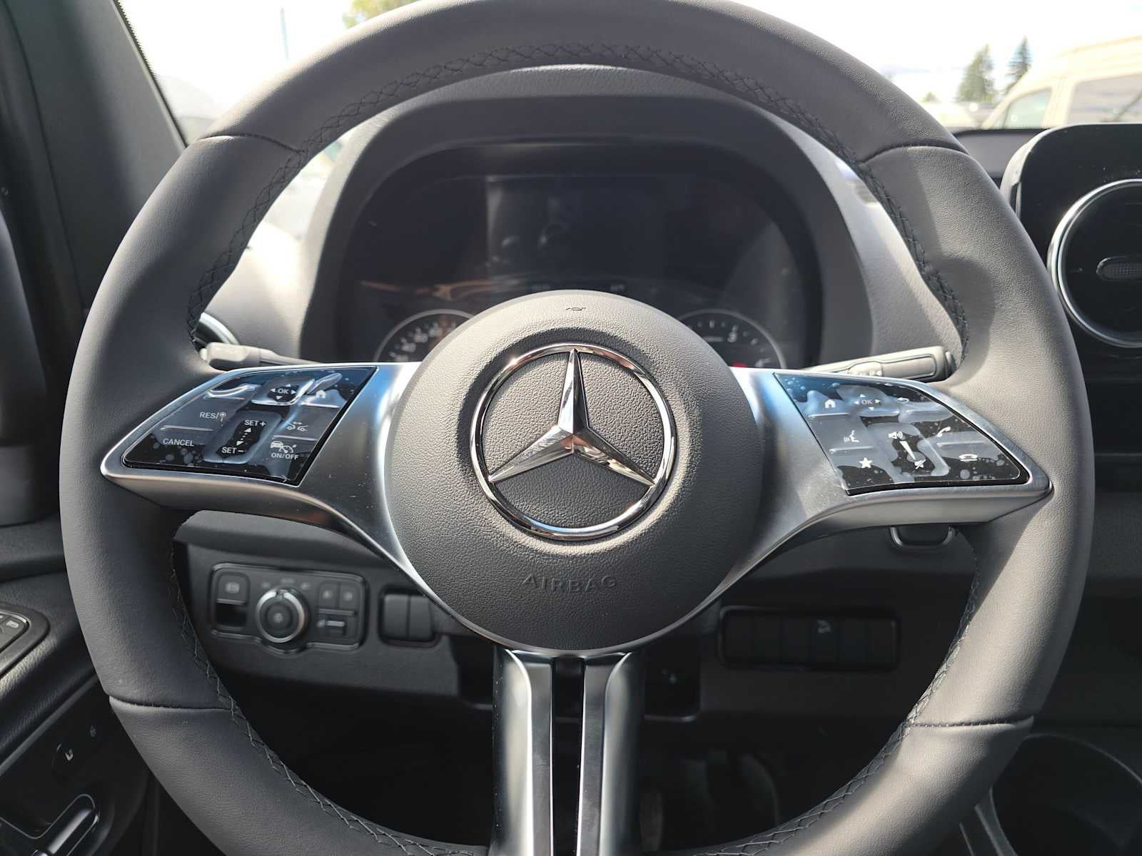 2026 Mercedes-Benz Sprinter Crew 2500 Standard Roof I4 Diesel HO 144 AWD