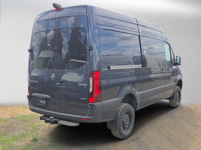 2026 Mercedes-Benz Sprinter Crew 2500 Standard Roof I4 Diesel HO 144 AWD