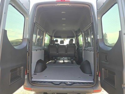 2026 Mercedes-Benz Sprinter Crew 2500 Standard Roof I4 Diesel HO 144 AWD