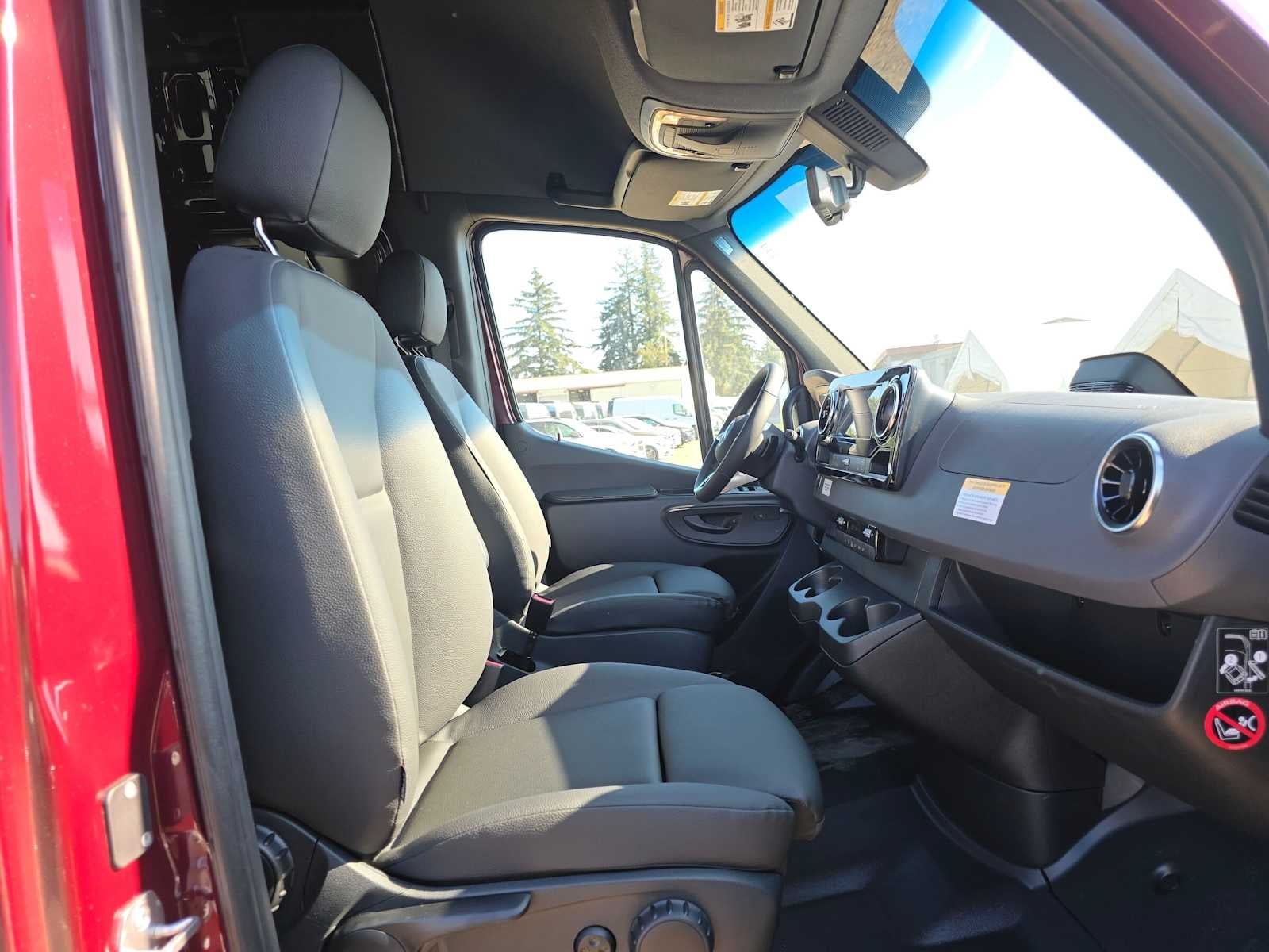 2026 Mercedes-Benz Sprinter Cargo 2500 Standard Roof I4 Diesel HO 144 AWD