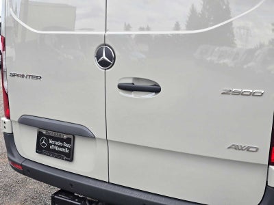 2026 Mercedes-Benz Sprinter Cargo 2500 Standard Roof I4 Diesel HO 144 AWD