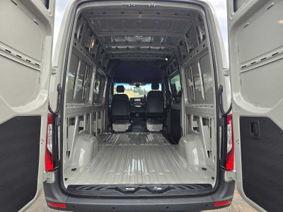 2026 Mercedes-Benz Sprinter Cargo 2500 Standard Roof I4 Diesel HO 144 AWD