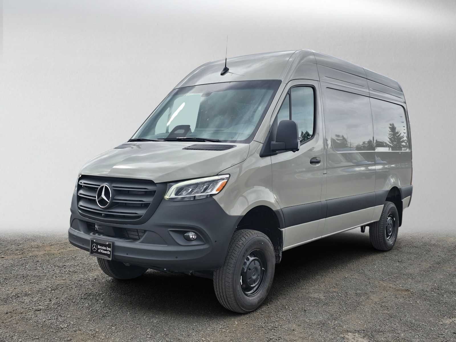 2026 Mercedes-Benz Sprinter Cargo 2500 Standard Roof I4 Diesel HO 144 AWD