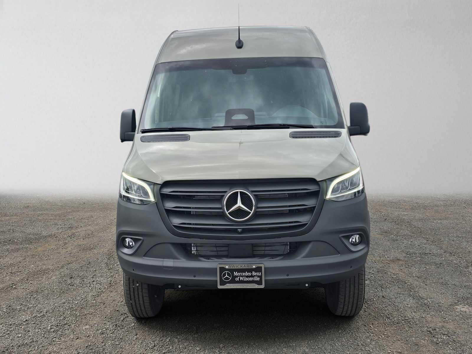 2026 Mercedes-Benz Sprinter Cargo 2500 Standard Roof I4 Diesel HO 144 AWD