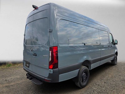 2026 Mercedes-Benz Sprinter Cargo 2500 Standard Roof I4 Diesel HO 144 AWD