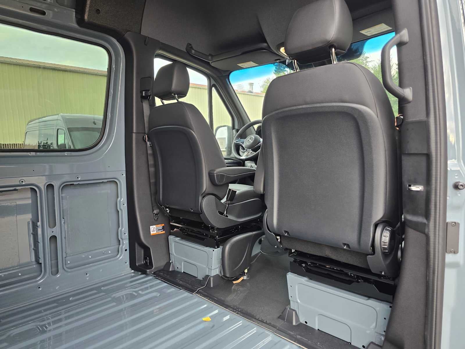 2026 Mercedes-Benz Sprinter Cargo 2500 Standard Roof I4 Diesel HO 144 AWD