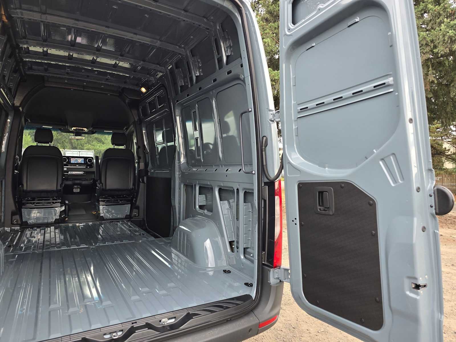 2026 Mercedes-Benz Sprinter Cargo 2500 Standard Roof I4 Diesel HO 144 AWD