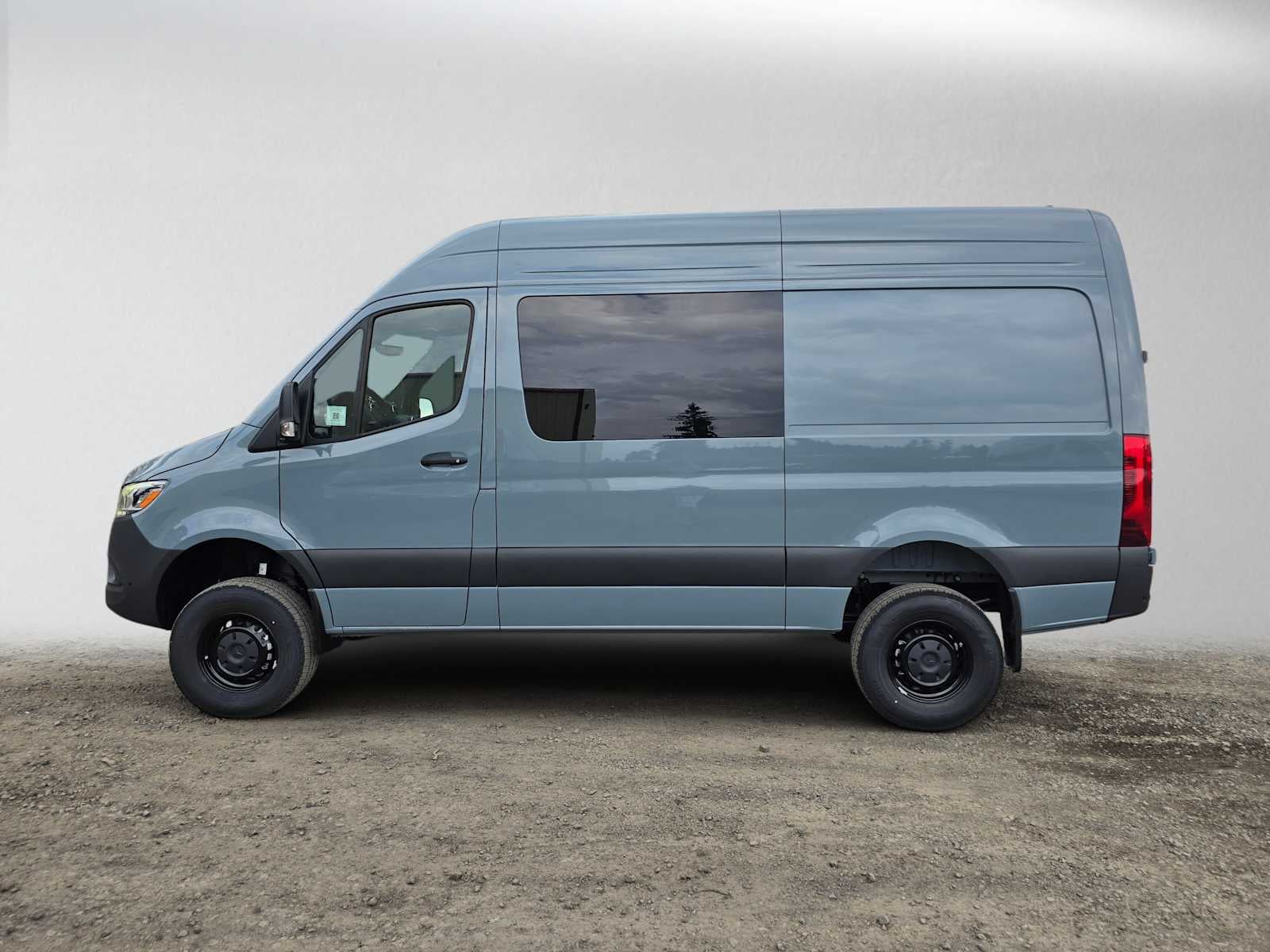 2026 Mercedes-Benz Sprinter Cargo 2500 Standard Roof I4 Diesel HO 144 AWD