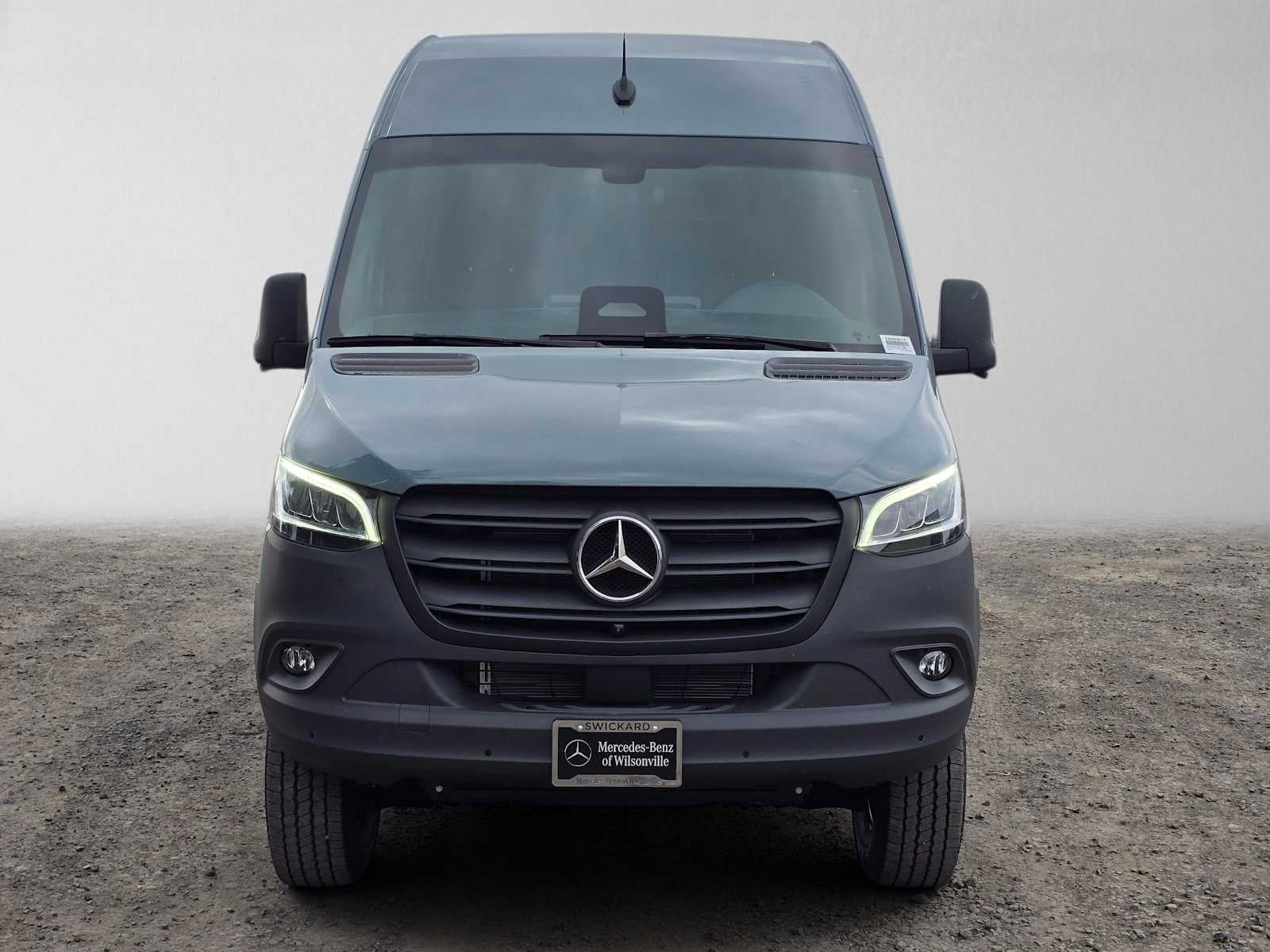 2026 Mercedes-Benz Sprinter Cargo 2500 Standard Roof I4 Diesel HO 144 AWD