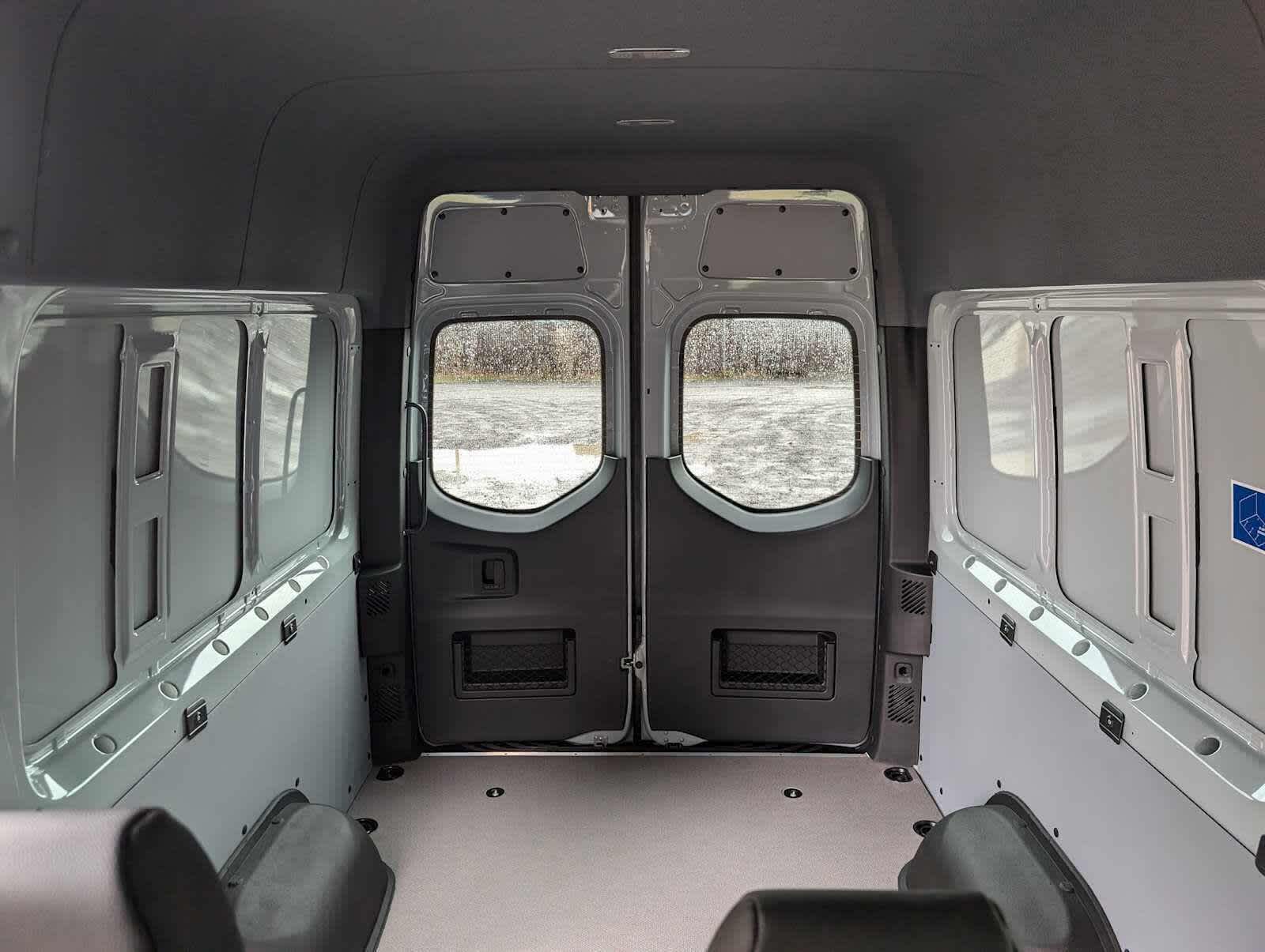 2026 Mercedes-Benz Sprinter 2500 Standard Roof I4 Diesel HO 144" AWD