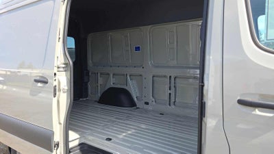 2026 Mercedes-Benz Sprinter 2500 Standard Roof I4 Diesel HO 144 AWD