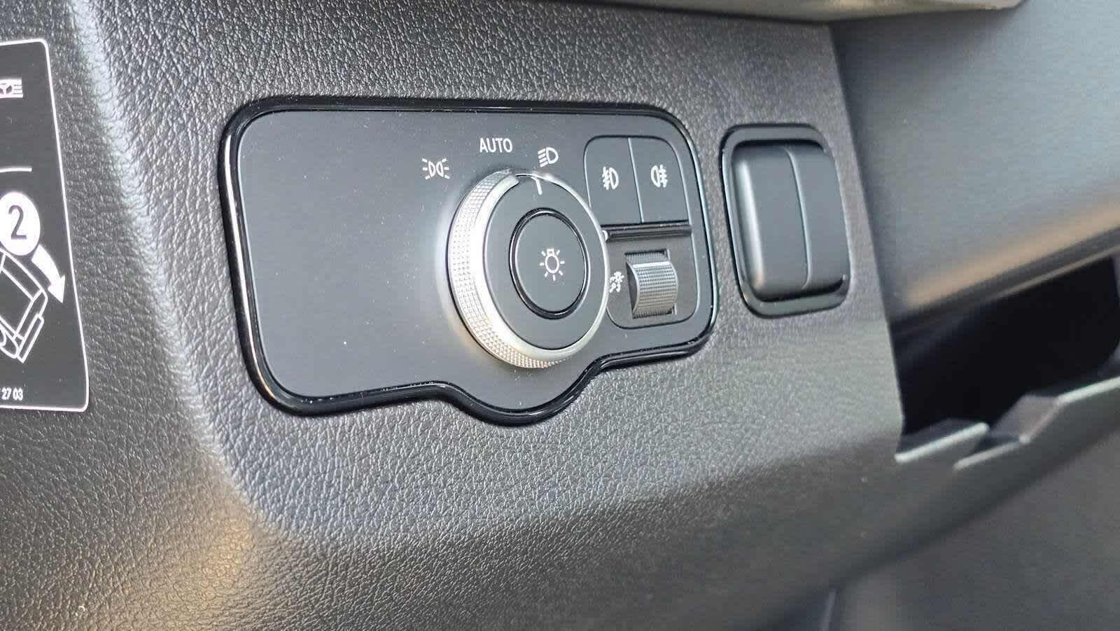 2026 Mercedes-Benz Sprinter 2500 Standard Roof I4 Diesel HO 144 AWD