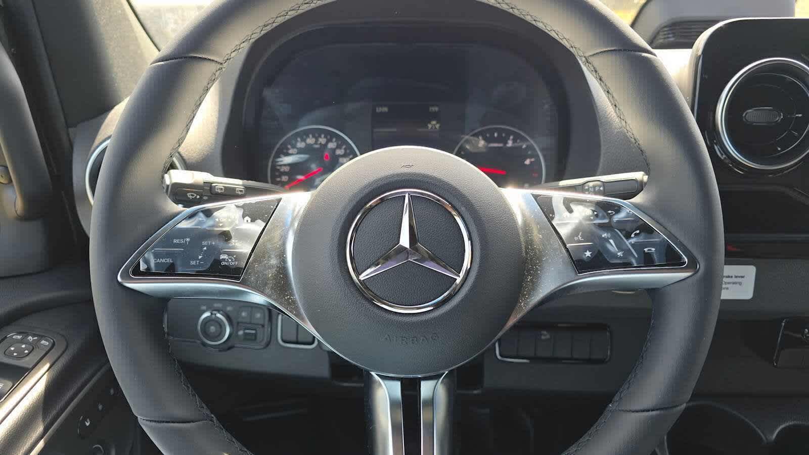 2026 Mercedes-Benz Sprinter 2500 Standard Roof I4 Diesel HO 144 AWD