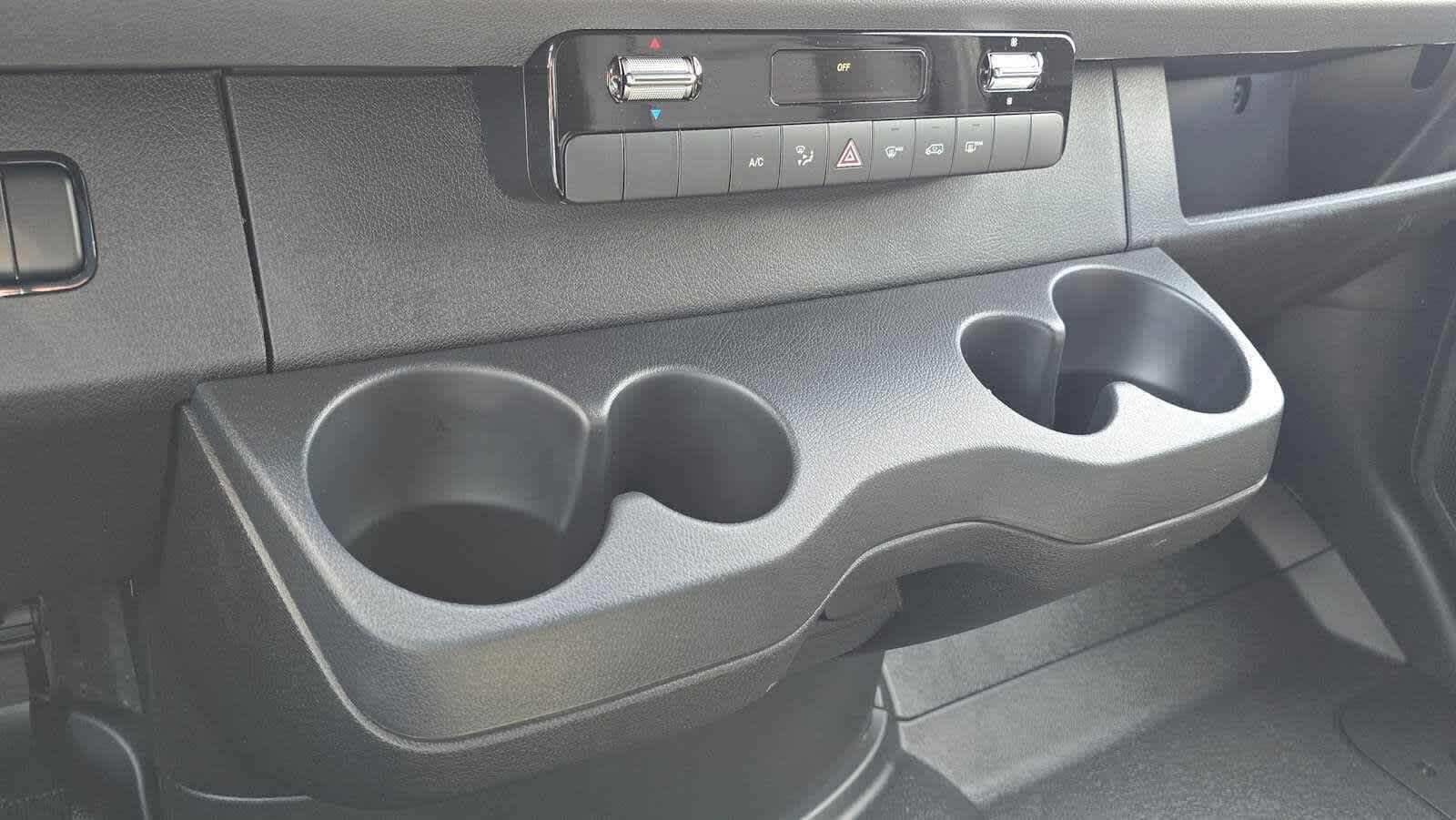 2026 Mercedes-Benz Sprinter 2500 Standard Roof I4 Diesel HO 144 AWD