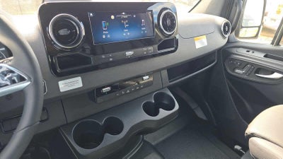 2026 Mercedes-Benz Sprinter 2500 Standard Roof I4 Diesel HO 144 AWD