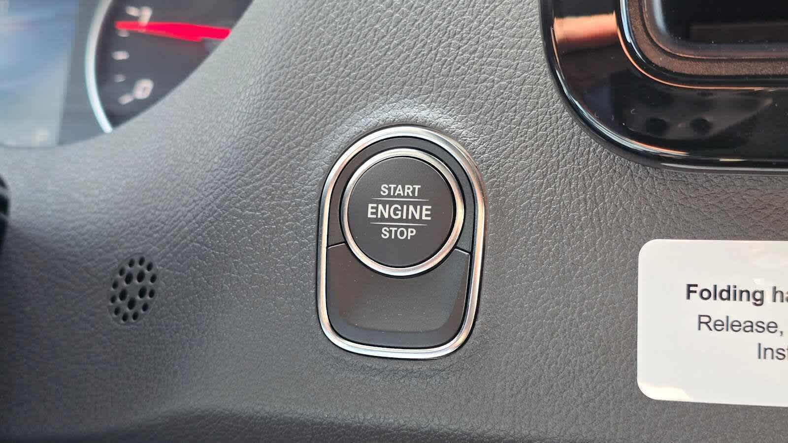 2026 Mercedes-Benz Sprinter 2500 Standard Roof I4 Diesel HO 144 AWD