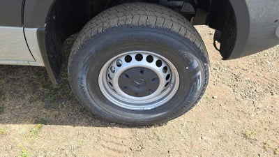 2026 Mercedes-Benz Sprinter 2500 Standard Roof I4 Diesel HO 144 AWD