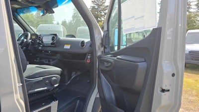 2026 Mercedes-Benz Sprinter 2500 Standard Roof I4 Diesel HO 144 AWD