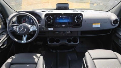 2026 Mercedes-Benz Sprinter 2500 Standard Roof I4 Diesel HO 144 AWD