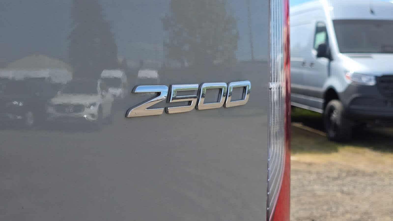 2026 Mercedes-Benz Sprinter 2500 Standard Roof I4 Diesel HO 144 AWD