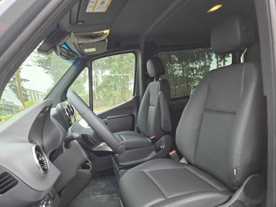 2026 Mercedes-Benz Sprinter Crew 2500 Standard Roof I4 Diesel HO 144 AWD