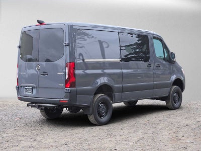2026 Mercedes-Benz Sprinter Crew 2500 Standard Roof I4 Diesel HO 144 AWD