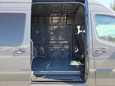 2026 Mercedes-Benz Sprinter Cargo 2500 Standard Roof I4 Diesel HO 144 AWD