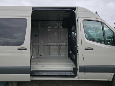 2026 Mercedes-Benz Sprinter 2500 Standard Roof I4 Diesel HO 144 AWD