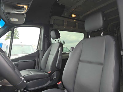 2026 Mercedes-Benz Sprinter 2500 Standard Roof I4 Diesel HO 144 AWD