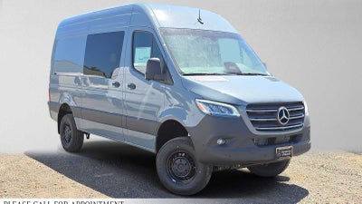 2026 Mercedes-Benz Sprinter 2500 Standard Roof I4 Diesel HO 144 AWD