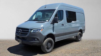2026 Mercedes-Benz Sprinter 2500 Standard Roof I4 Diesel HO 144 AWD