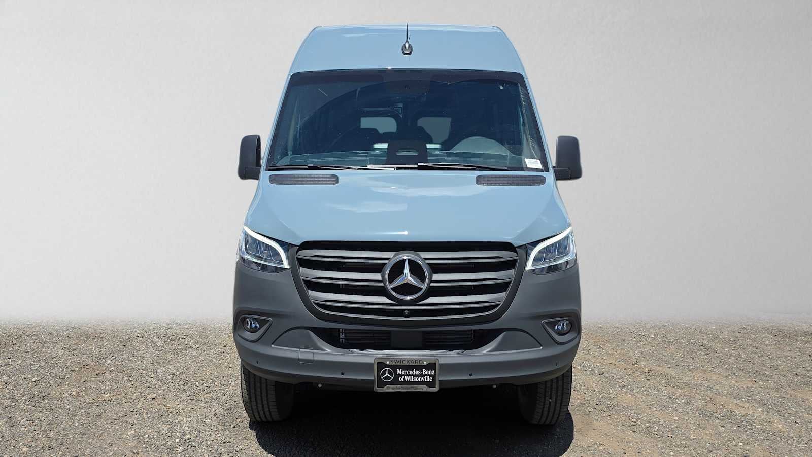 2026 Mercedes-Benz Sprinter 2500 Standard Roof I4 Diesel HO 144 AWD