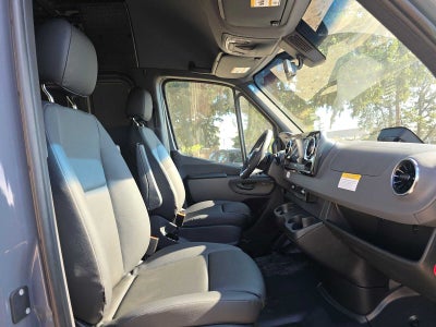 2026 Mercedes-Benz Sprinter Cargo 2500 Standard Roof I4 Diesel HO 144 AWD