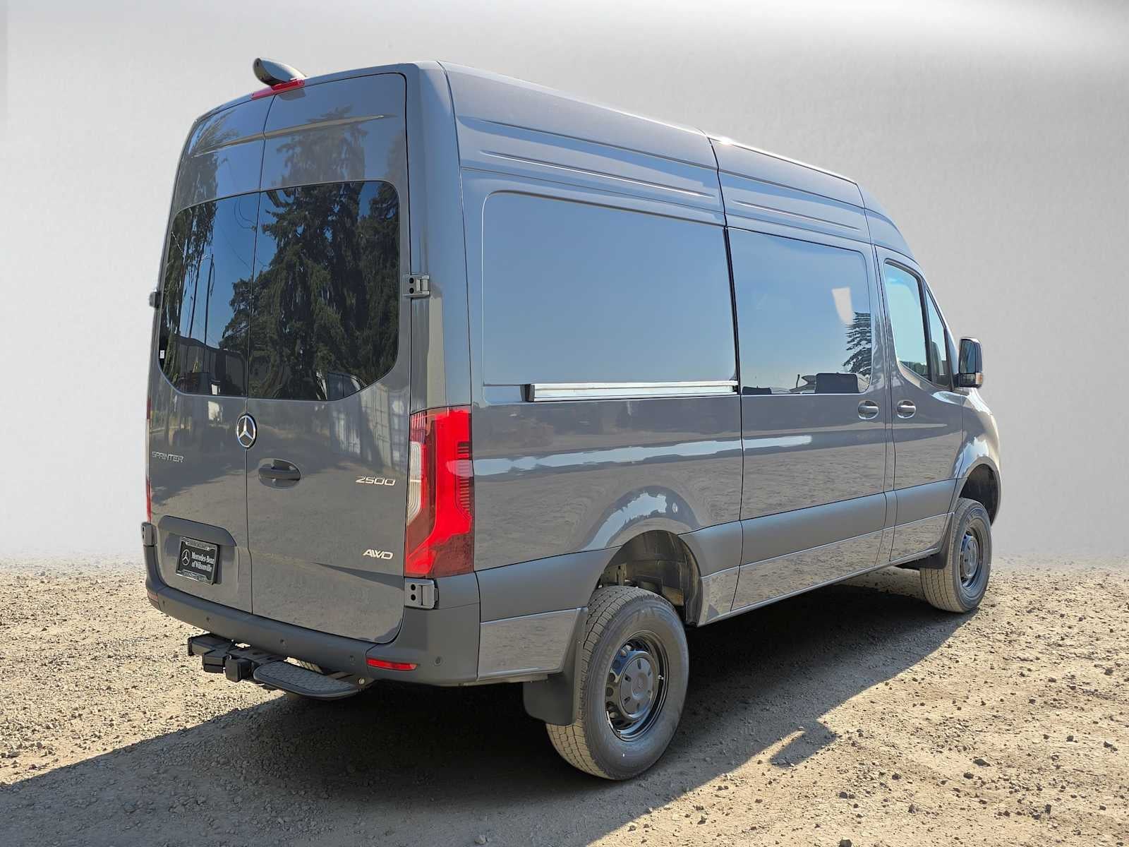 2026 Mercedes-Benz Sprinter Cargo 2500 Standard Roof I4 Diesel HO 144 AWD