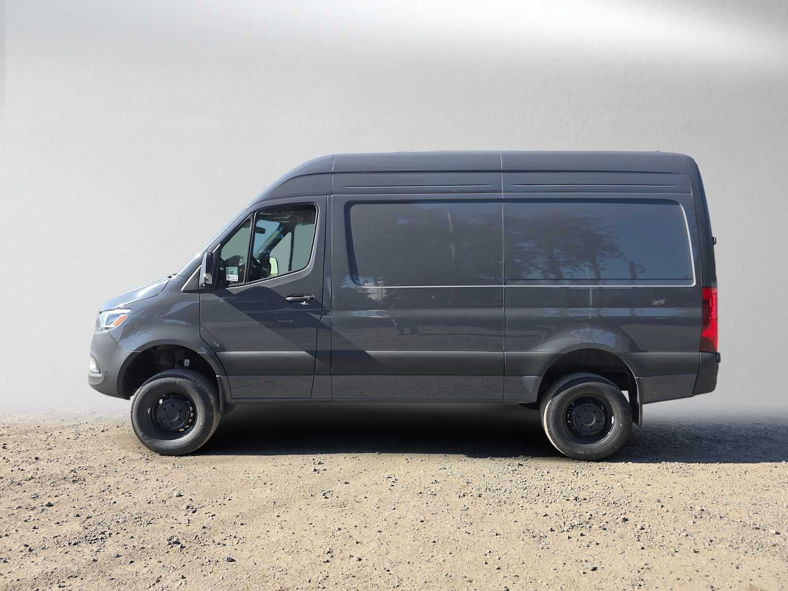 2026 Mercedes-Benz Sprinter Cargo 2500 Standard Roof I4 Diesel HO 144 AWD