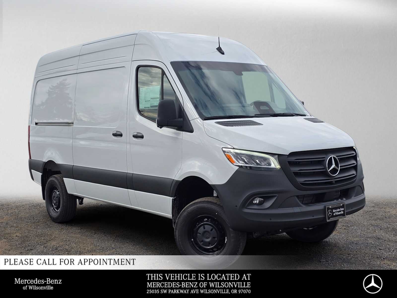 2026 Mercedes-Benz Sprinter Cargo 2500 Standard Roof I4 Diesel HO 144 AWD
