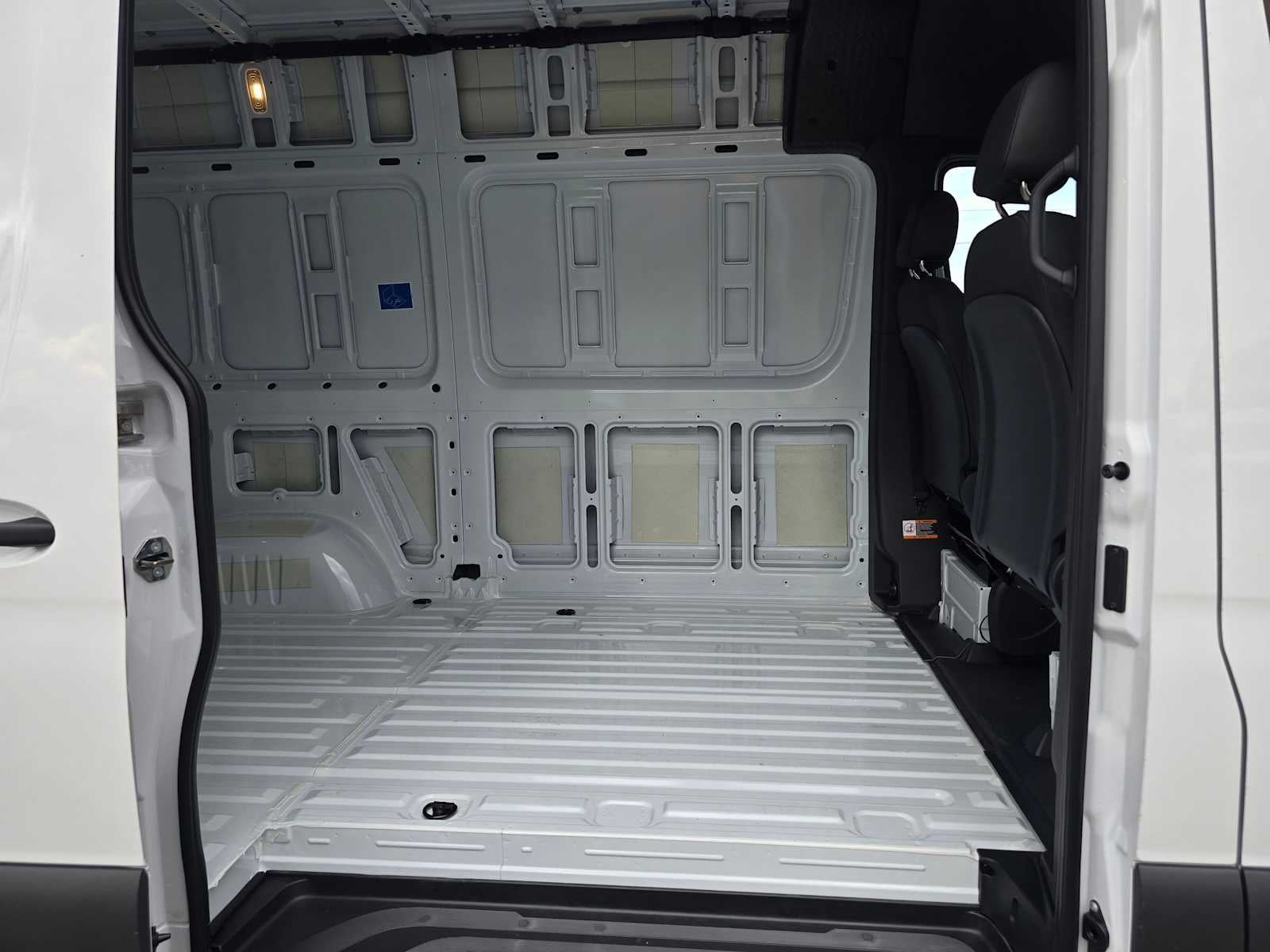 2026 Mercedes-Benz Sprinter Cargo 2500 Standard Roof I4 Diesel HO 144 AWD