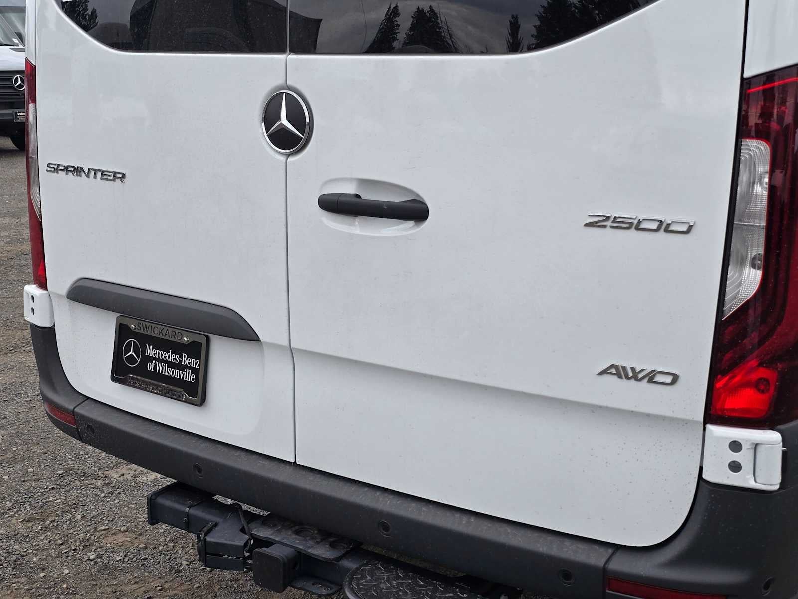 2026 Mercedes-Benz Sprinter Cargo 2500 Standard Roof I4 Diesel HO 144 AWD