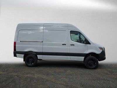 2026 Mercedes-Benz Sprinter Cargo 2500 Standard Roof I4 Diesel HO 144 AWD