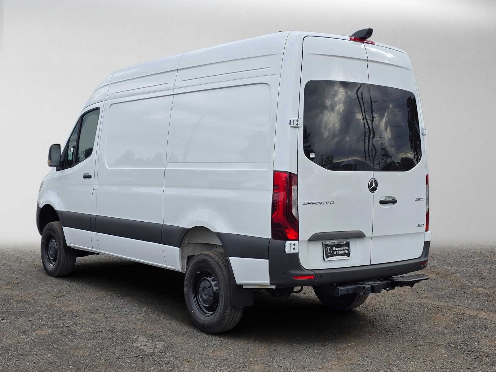 2026 Mercedes-Benz Sprinter Cargo 2500 Standard Roof I4 Diesel HO 144 AWD