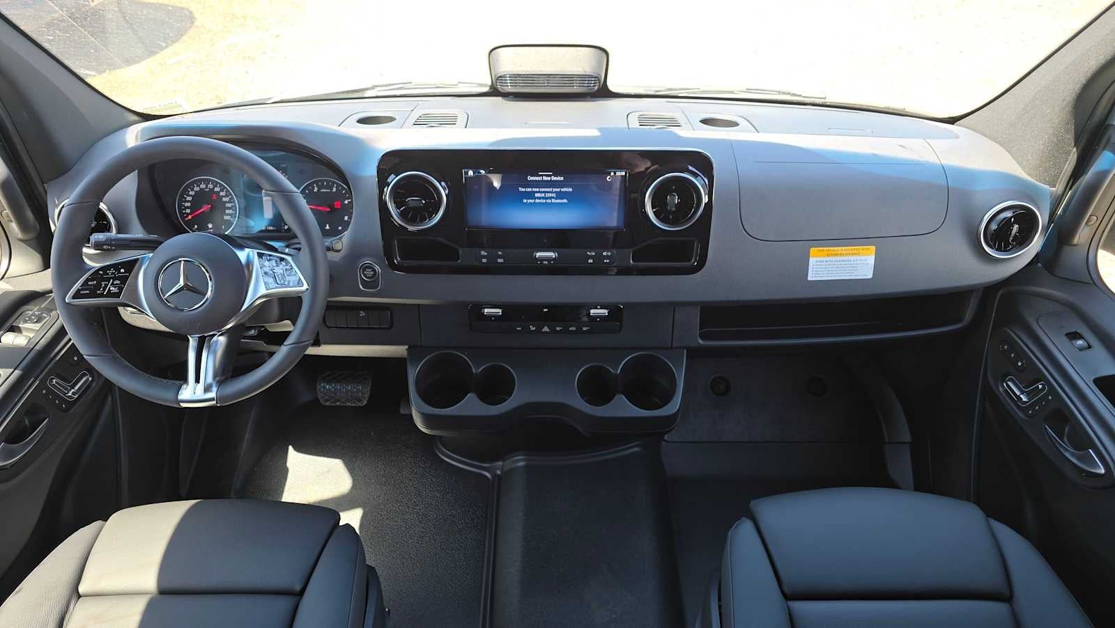 2026 Mercedes-Benz Sprinter 2500 Standard Roof I4 Diesel HO 144 AWD
