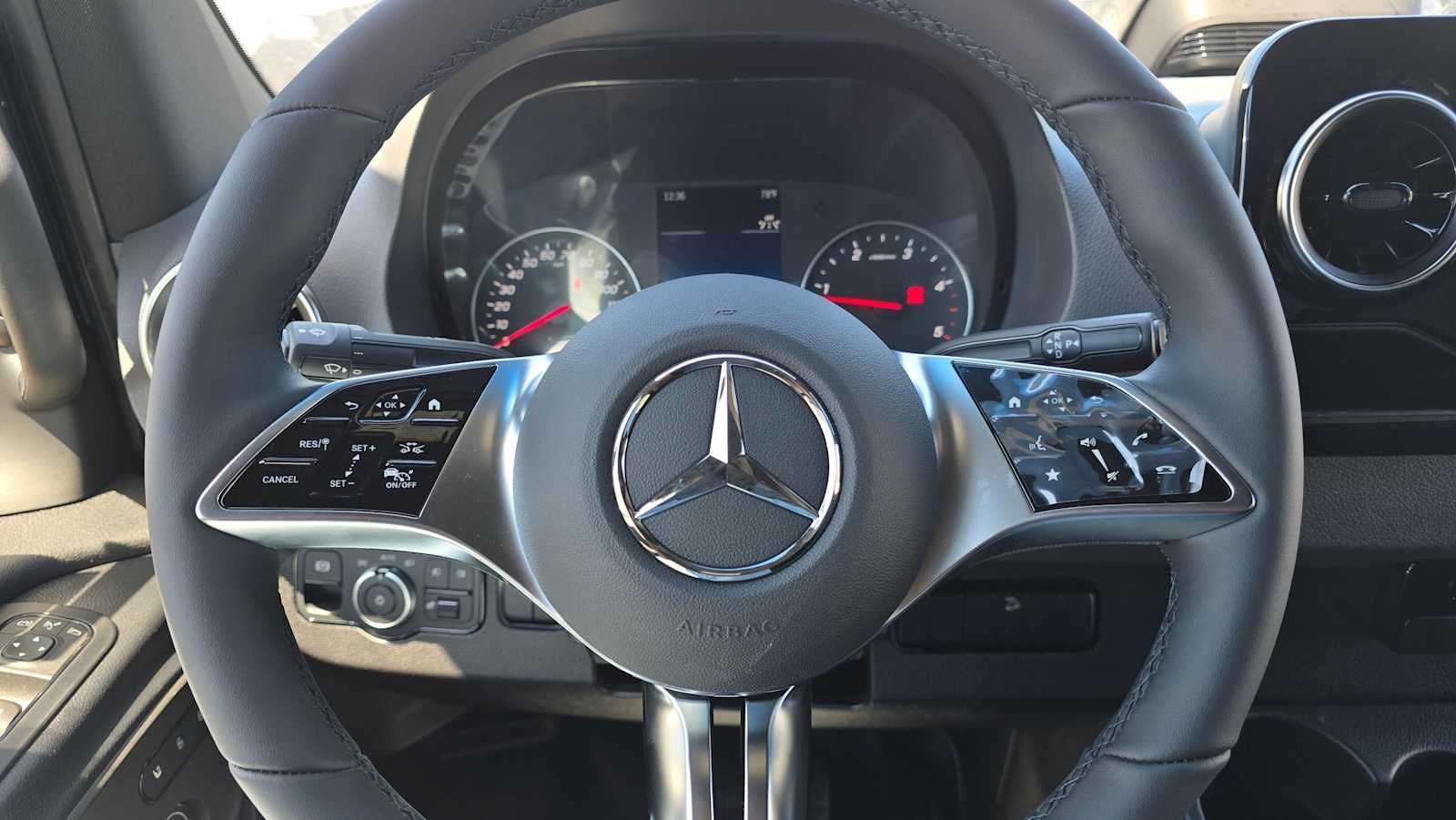2026 Mercedes-Benz Sprinter 2500 Standard Roof I4 Diesel HO 144 AWD