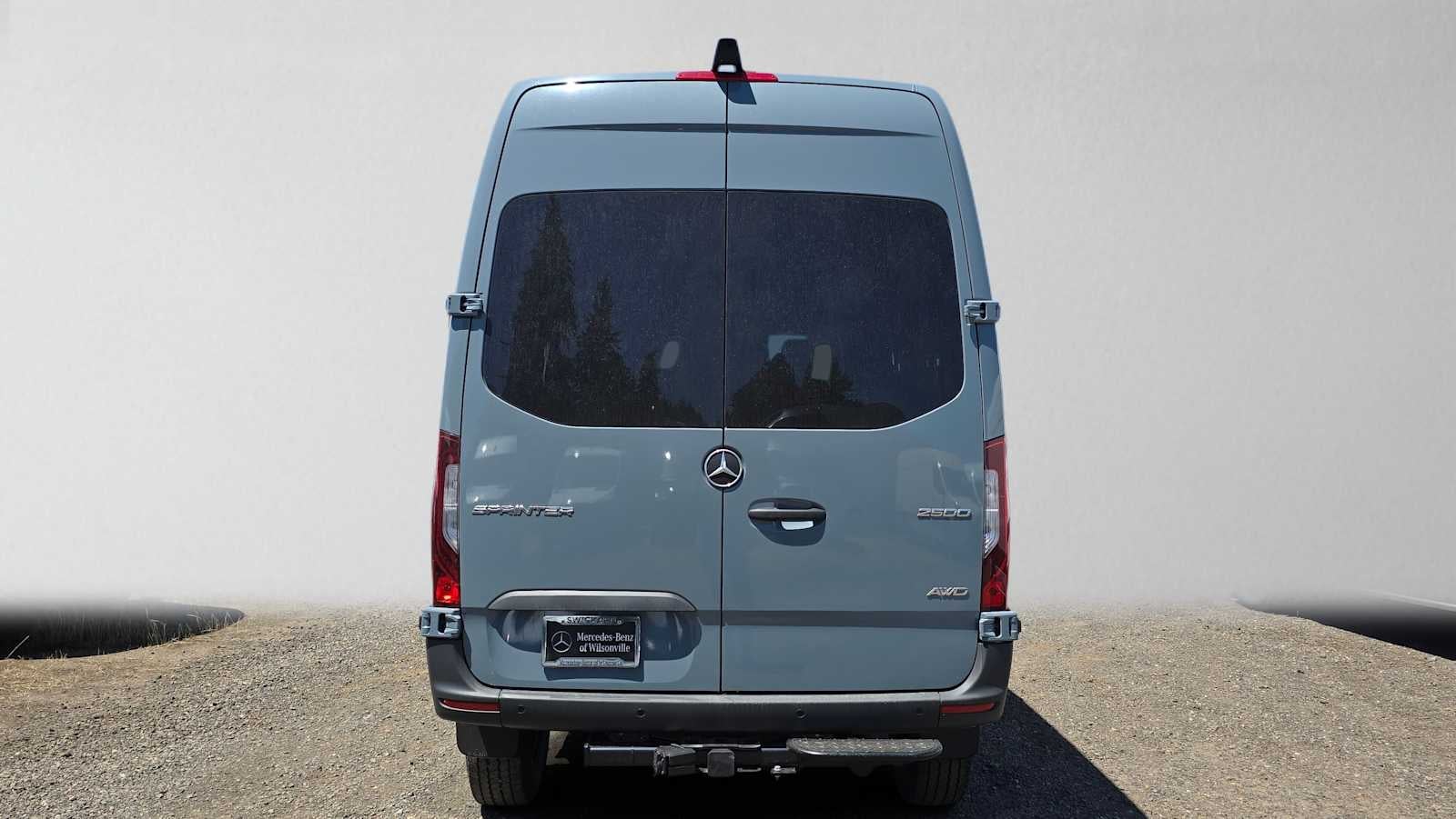 2026 Mercedes-Benz Sprinter 2500 Standard Roof I4 Diesel HO 144 AWD