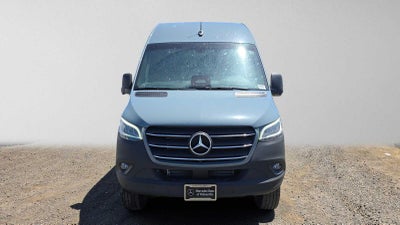 2026 Mercedes-Benz Sprinter 2500 Standard Roof I4 Diesel HO 144 AWD