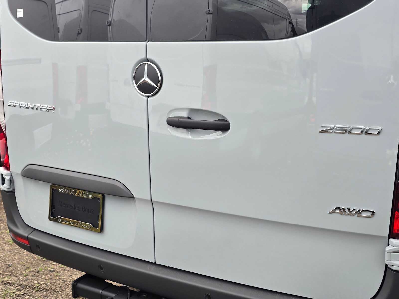 2026 Mercedes-Benz Sprinter 2500 Standard Roof I4 Diesel HO 144 AWD