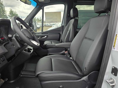 2026 Mercedes-Benz Sprinter 2500 Standard Roof I4 Diesel HO 144 AWD
