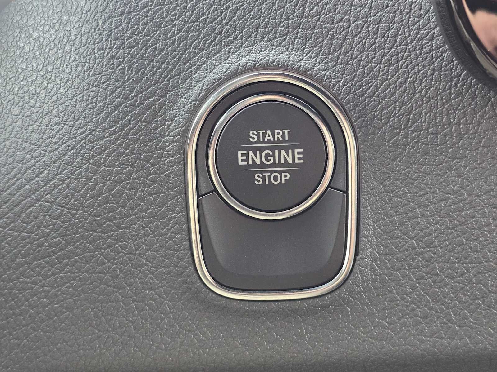 2026 Mercedes-Benz Sprinter 2500 Standard Roof I4 Diesel HO 144 AWD