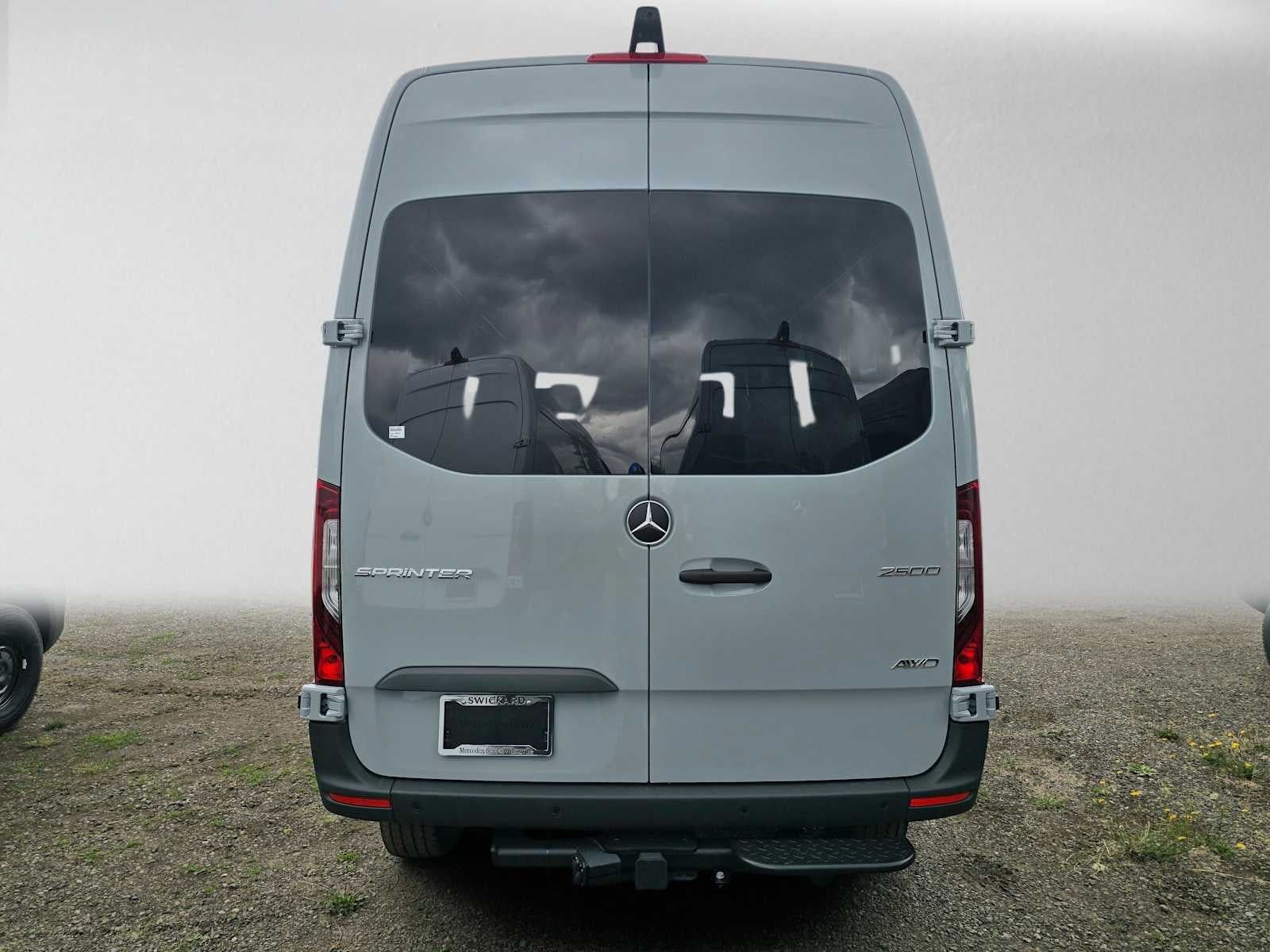 2026 Mercedes-Benz Sprinter 2500 Standard Roof I4 Diesel HO 144 AWD