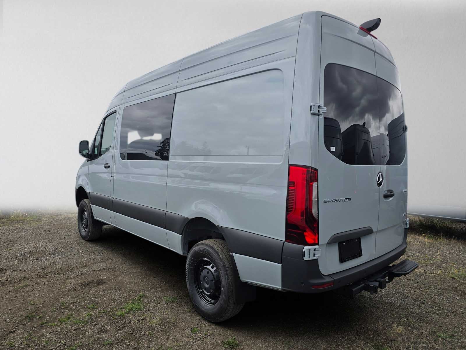 2026 Mercedes-Benz Sprinter 2500 Standard Roof I4 Diesel HO 144 AWD