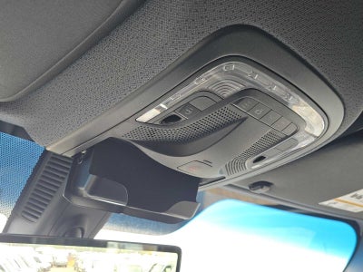 2026 Mercedes-Benz Sprinter Crew 2500 Standard Roof I4 Diesel HO 144 AWD
